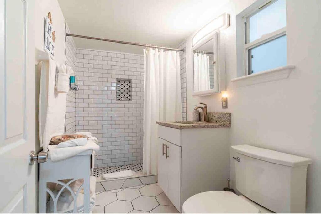 Lovely 2 Bedrooms, Steps Away From The Beach. Bradenton Beach Exterior foto